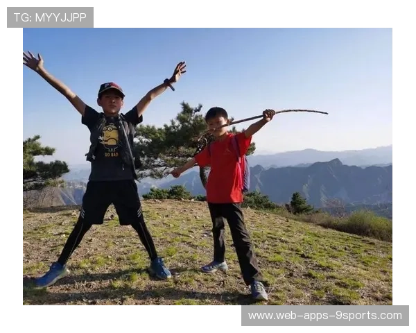 世界登山青年公益纪录片：记录训练与环保共行的故事，登山节目